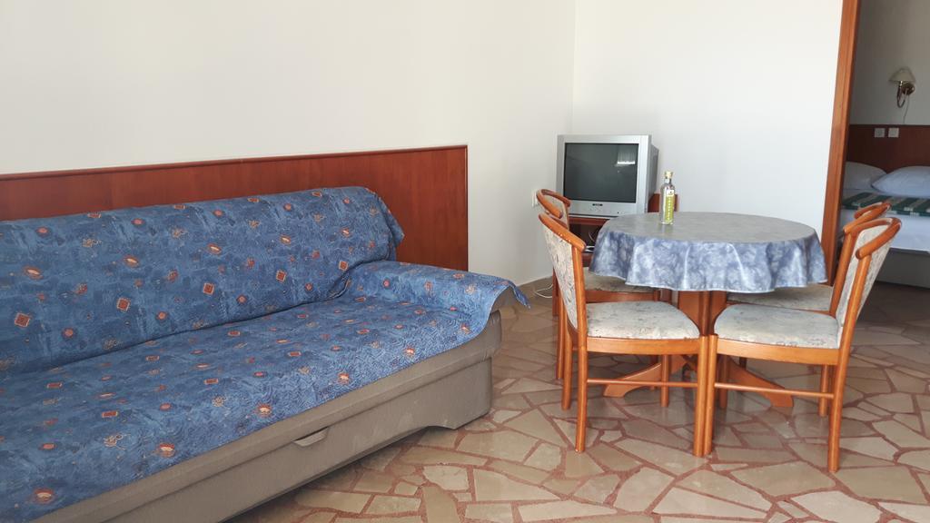 Apartments Mladina Mimice Bagian luar foto